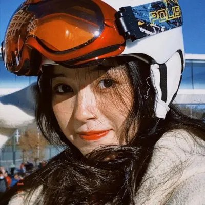 不合比例封面